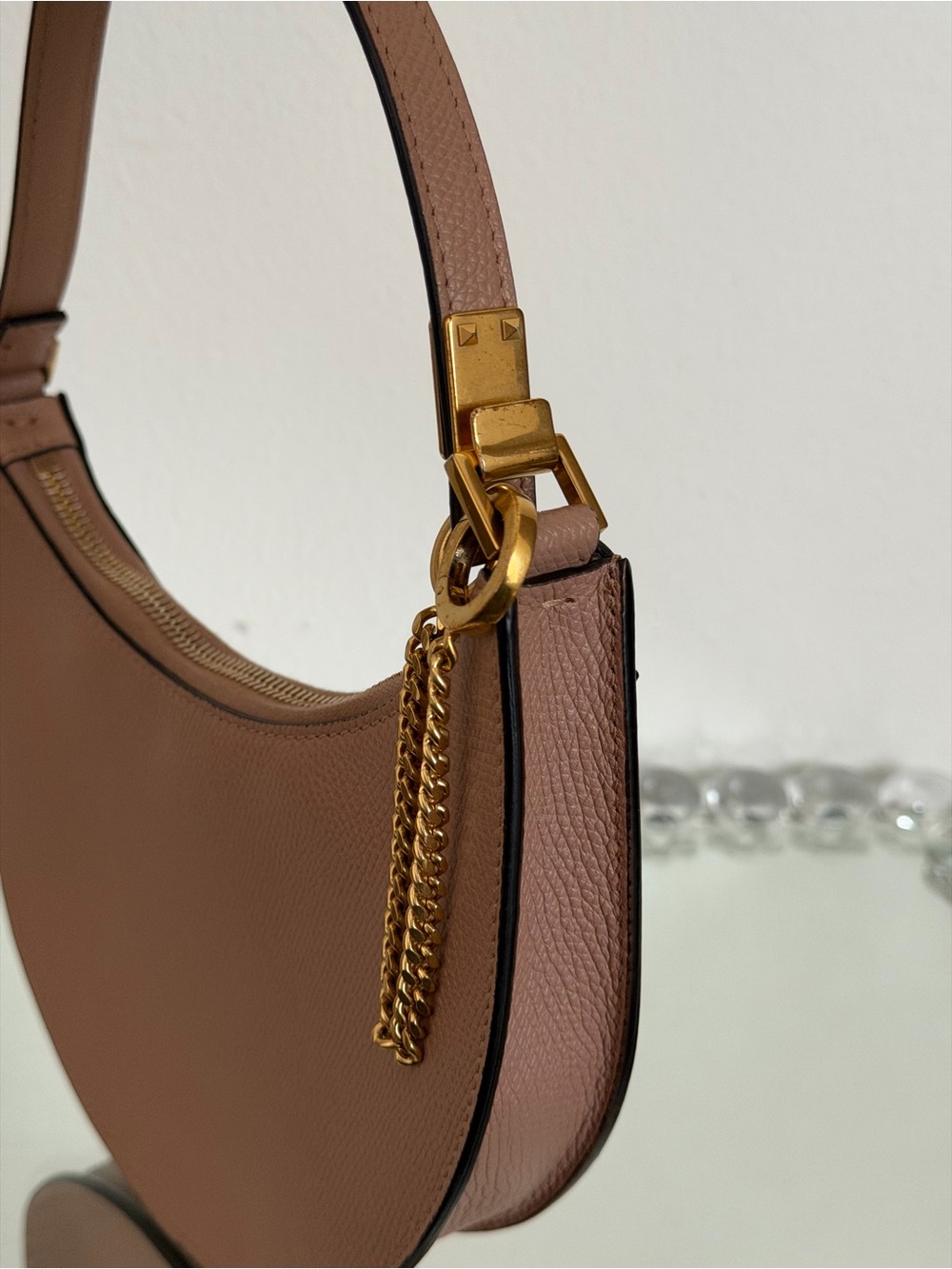 Valentino Garavani VLogo Signature Zip Up Mini Shoulder Bag - Picture 6 of 7
